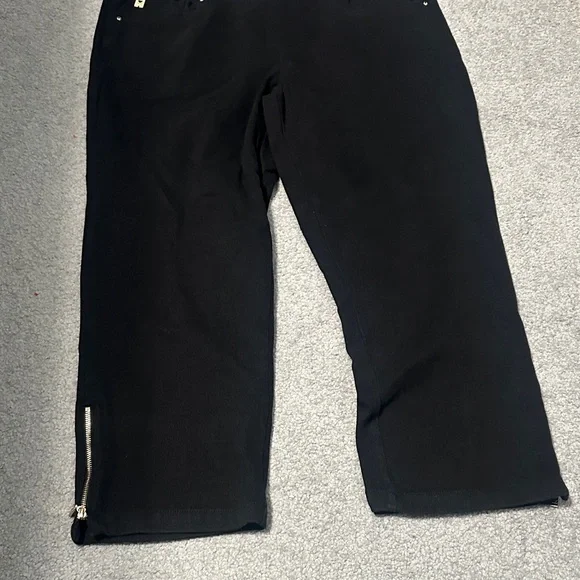 Belle by Kim Gravel Black Ankle Jeans - Picture 3 of 6